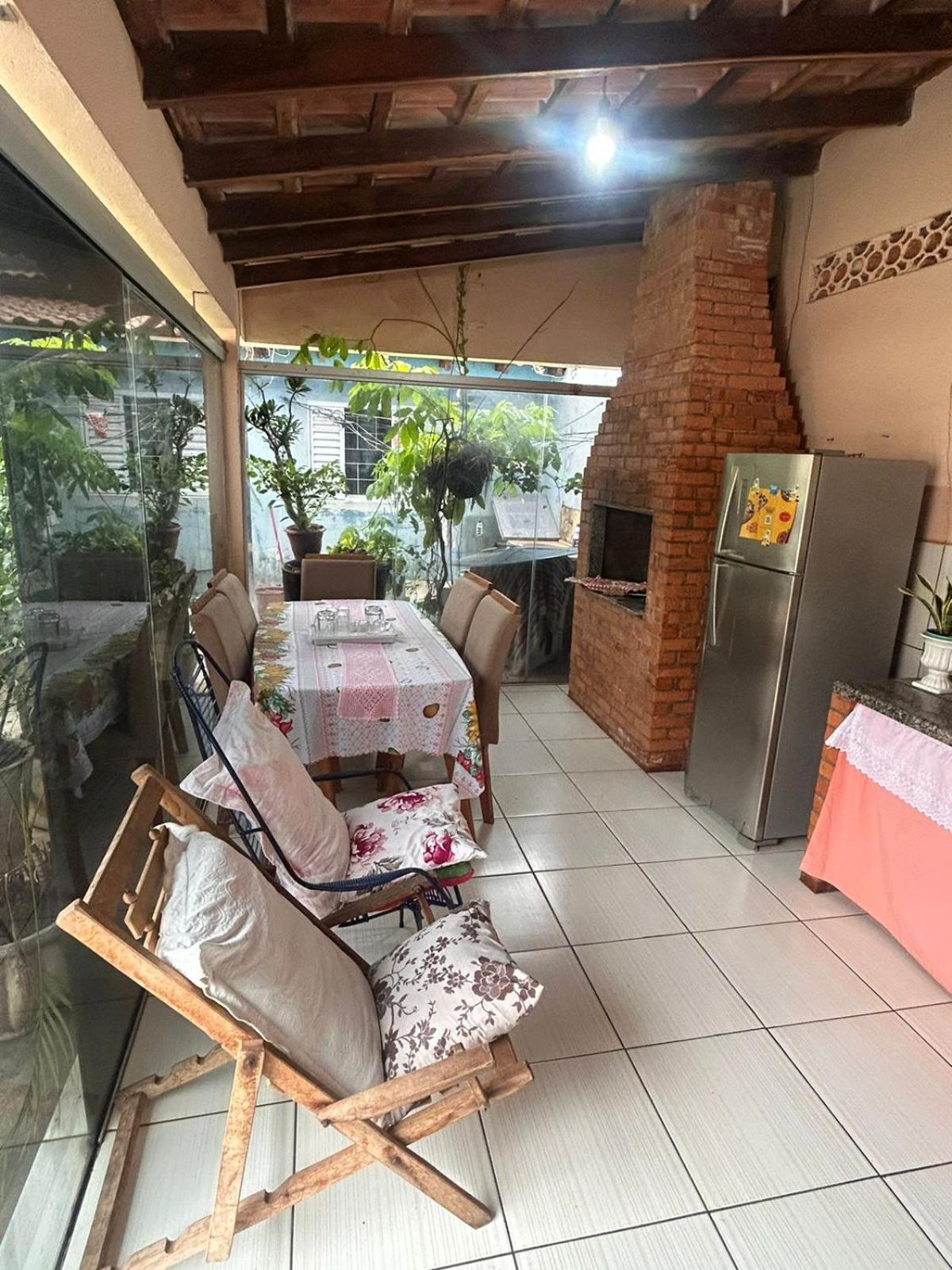 Edicula Inteira, Prox Shopping Estacao Apartman Cuiabá Szoba fotó